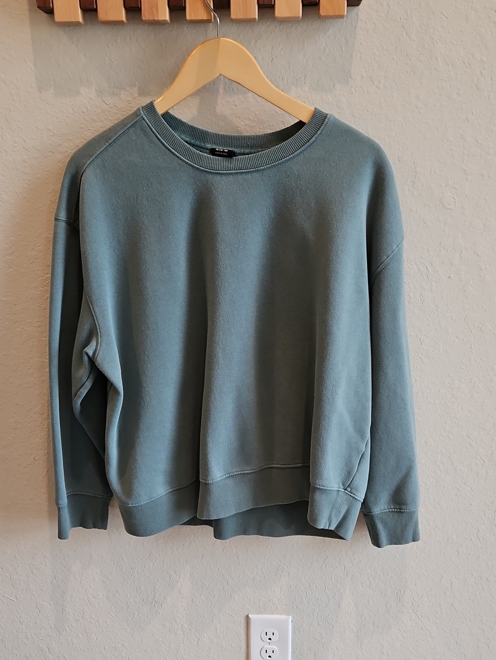 Athletic Works muted teal crewneck sweatshirt